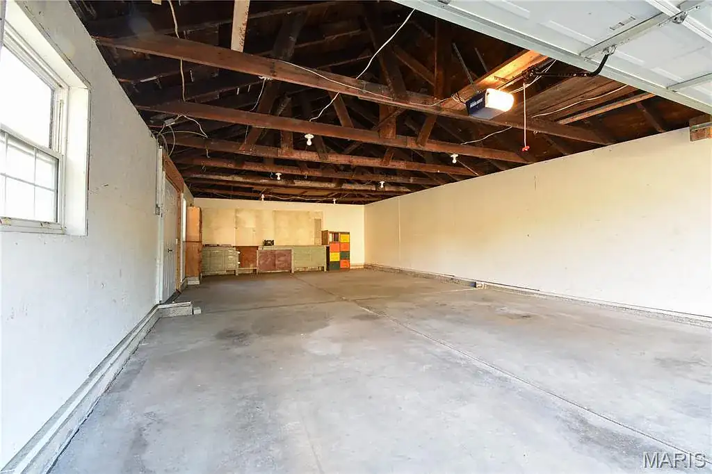 517 N Laurel St in Staunton, photo 34 of 42