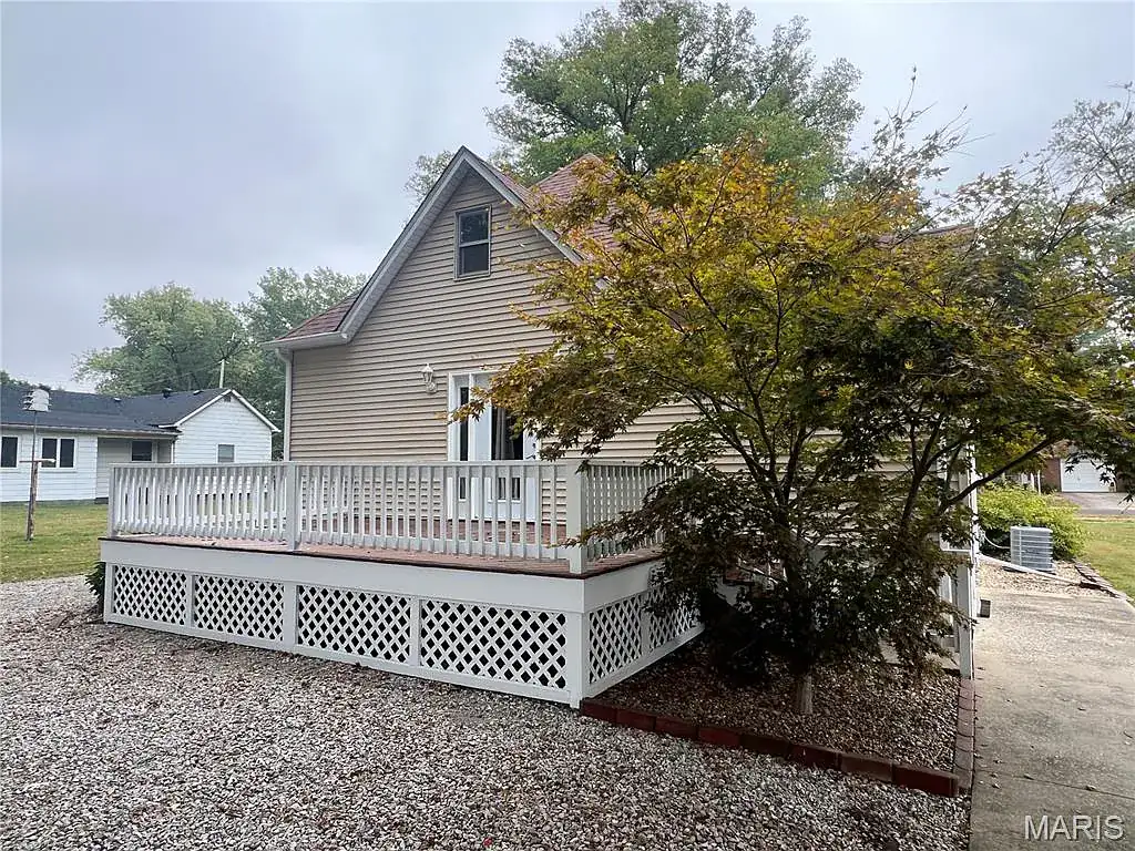 517 N Laurel St in Staunton, photo 41 of 42