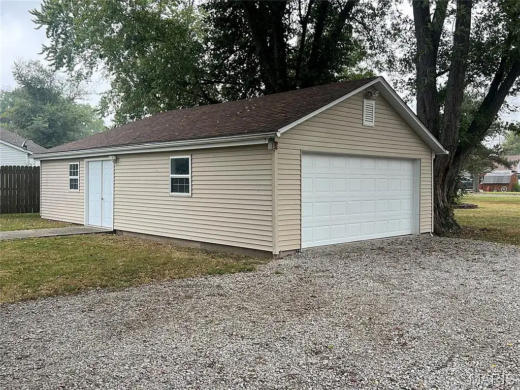 517 N Laurel St in Staunton, photo 42 of 42
