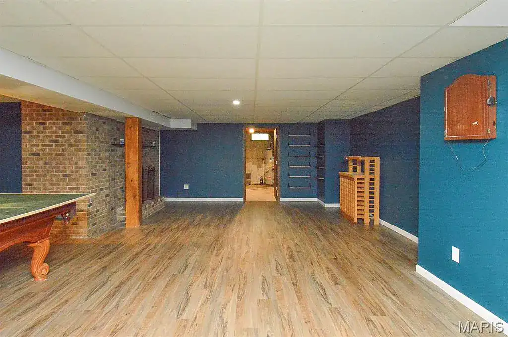 711 Cheshire Rd in Troy, photo 34 of 51
