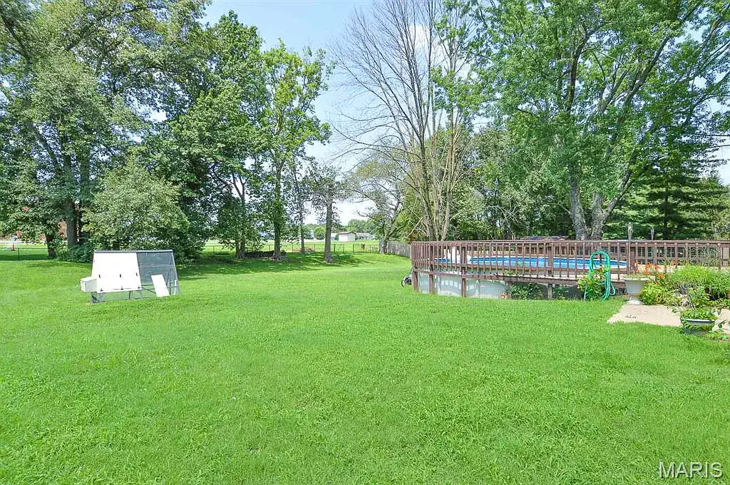 711 Cheshire Rd in Troy, photo 45 of 51