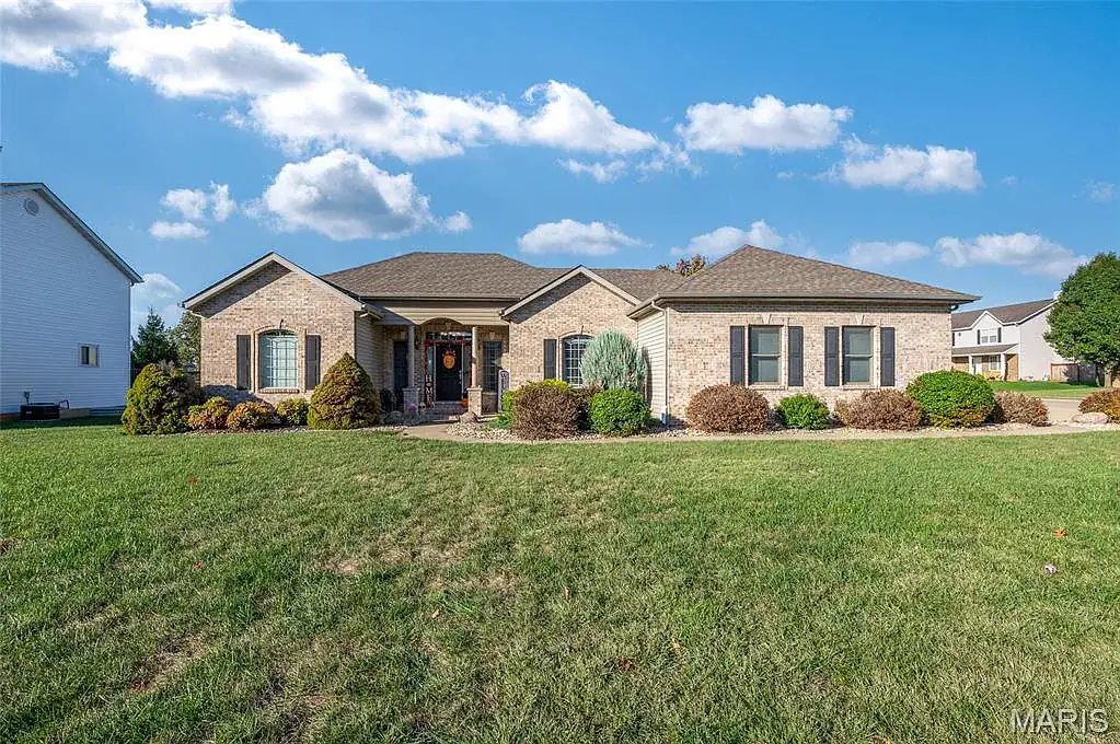 8037 Austin Dr in Troy, photo 1 of 45