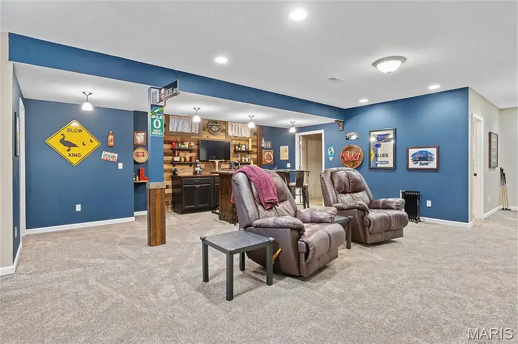 8037 Austin Dr in Troy, photo 31 of 45